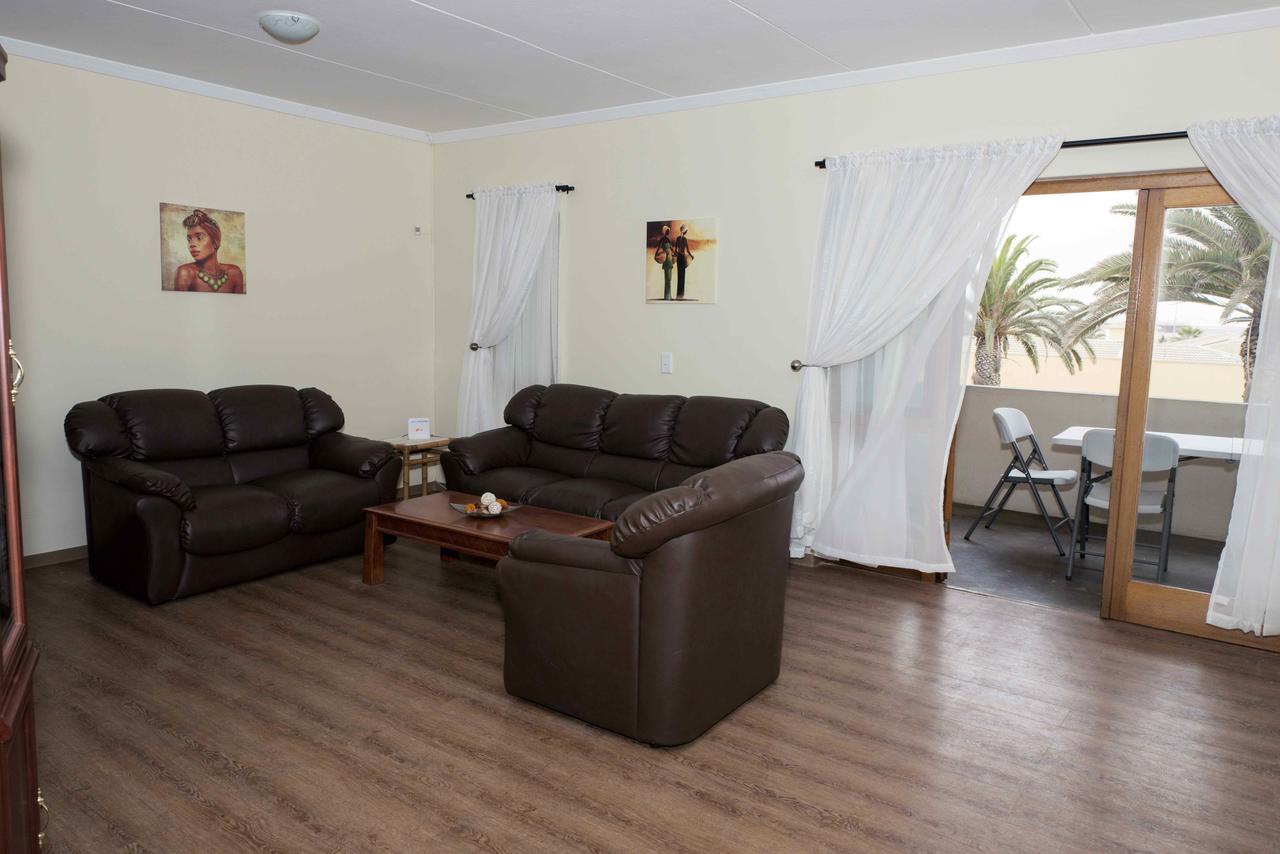 Good Times Self Catering Apartments Swakopmund Kültér fotó